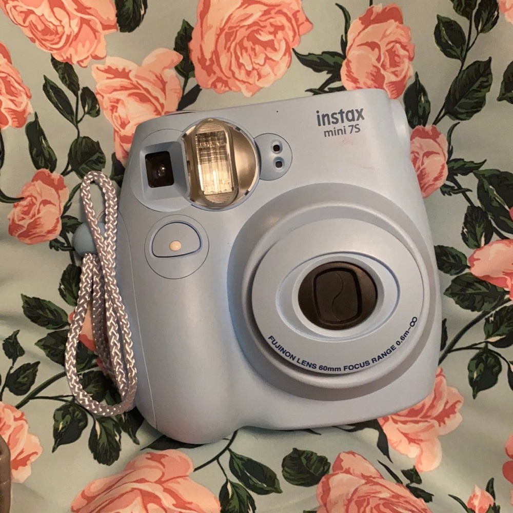 Instant Camera
